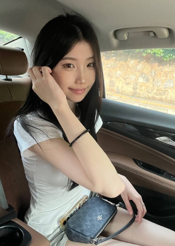 #李丽娜 黑龙江艺术系美女 李丽娜 私人影院约炮视频流出 深喉口爆贪婪如狗 骑乘浪叫淫水喷溅！合集 