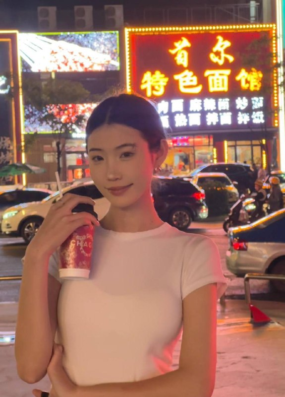 #李丽娜 黑龙江艺术系美女 李丽娜 私人影院约炮视频流出 深喉口爆贪婪如狗 骑乘浪叫淫水喷溅！合集 