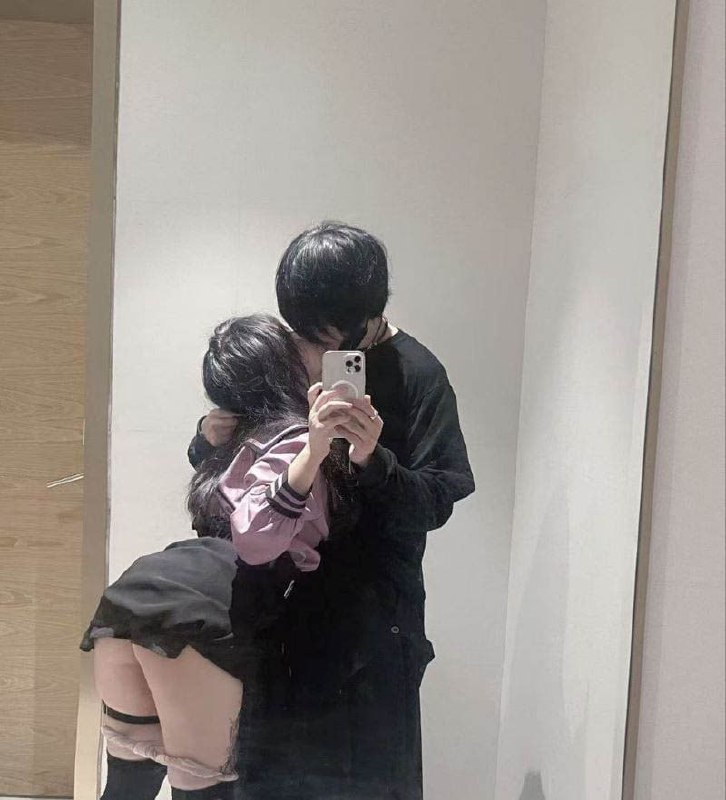 #吉他张 抖音视觉系网红吉他张和小帕性爱大瓜#吉他张 抖音视觉系网红吉他张和小帕性爱大瓜