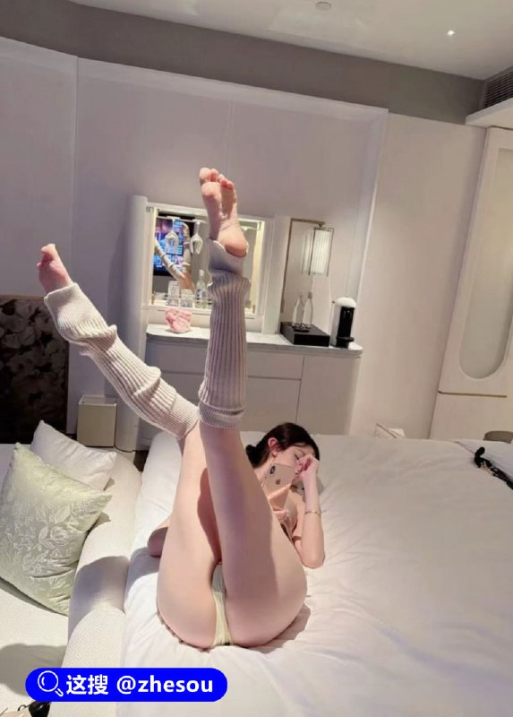 #星之卡比绪 道崽 王者荣耀道崽女朋友星之卡比绪推特福利姬王者荣耀职业选手 狼队道崽 新恋情曝光 女友竟是福利姬 星之卡比绪 网友实锤追问被怒怼 酒店做爱视频流出道崽约炮视频流出 #网传视频 就在道崽输掉年总决赛的第二天，两人就相约酒店开始泄欲，视频甚至还是道崽女友自曝的，从视频中不难看出，这妹子的身材绝对是数一数二的极品，操起来浪叫十分销魂，听的人心痒难耐，难以压制心中的熊熊欲火！#星之卡比绪 道崽 王者荣耀道崽女朋友星之卡比绪推特福利姬王者荣耀职业选手 狼队道崽 新恋情曝光 女友竟是福利姬 星之卡比绪 网友实锤追问被怒怼 酒店做爱视频流出道崽约炮视频流出 #网传视频 就在道崽输掉年总决赛的第二天，两人就相约酒店开始泄欲，视频甚至还是道崽女友自曝的，从视频中不难看出，这妹子的身材绝对是数一数二的极品，操起来浪叫十分销魂，听的人心痒难耐，难以压制心中的熊熊欲火！