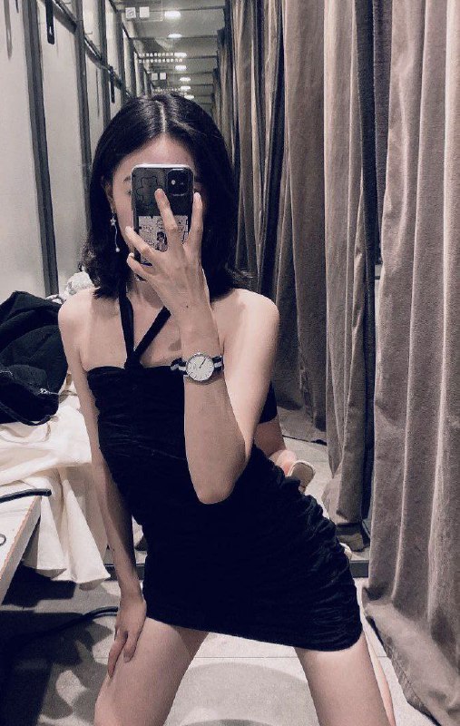 #姜卿霞 情侣泄密漂亮前女友姜卿霞 分手后遭渣男曝光 不雅视频图流出 吃鸡吃软了 你不会想尿吧不要啊 微信裸聊爆插完整版 