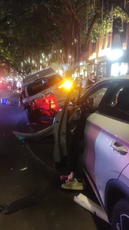 #福州烟台山 福州烟台山 福州烟台山车祸 比亚迪元追尾威马#福州烟台山 福州烟台山 福州烟台山车祸 比亚迪元追尾威马