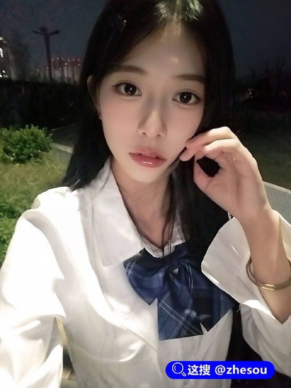 #starluck 近期，网红博主starluck出轨事件在网络上持续引爆热度，相关话题刷屏社交平台，吃瓜网友热议不断，事件热度一路飙升