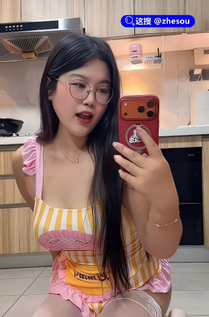 #每日一份云吞面 抖音御姐每日一份云吞面线下与金主约炮 肥臀尤物被金主草了个爽！抖音高人气主播 每日一份云吞面 大尺度黑料曝光，外表高冷优雅气质知性长腿细腰，典型高不可攀御姐范儿