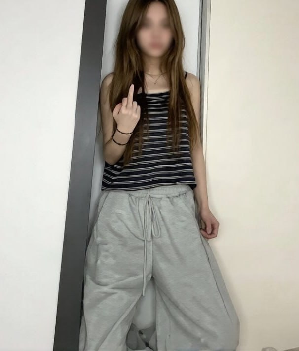#mina #mina自杀 #西村力 西村力站姐 Mina 送花追星遭极端粉丝网暴 情绪崩溃直播上吊自杀！Mina直播视频