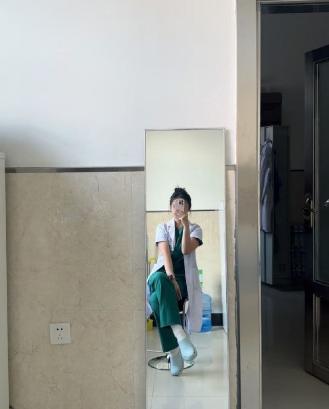 #曾医生 湖南省人民医院曾琦医生出轨副院长祖雄兵 实习期时与主任大玩3P 淫乱视频曝光#曾医生 湖南省人民医院曾琦医生出轨副院长祖雄兵 实习期时与主任大玩3P 淫乱视频曝光