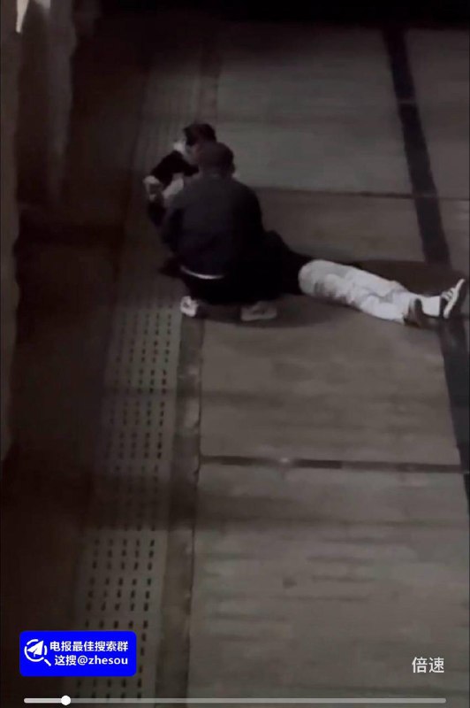 #青岛滨海学院 青岛滨海学院  第一时间不是把跳楼的学生送进医院而是大晚上紧急封锁消息