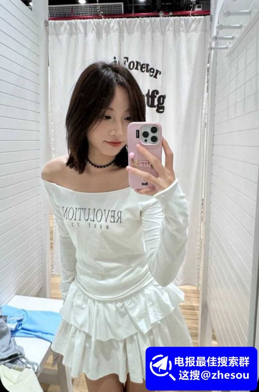 #张语桐 吉林高颜值学生妹 张语桐 被金主包养开发调教 男厕露出宿舍交欢 全程激情满满！合集 