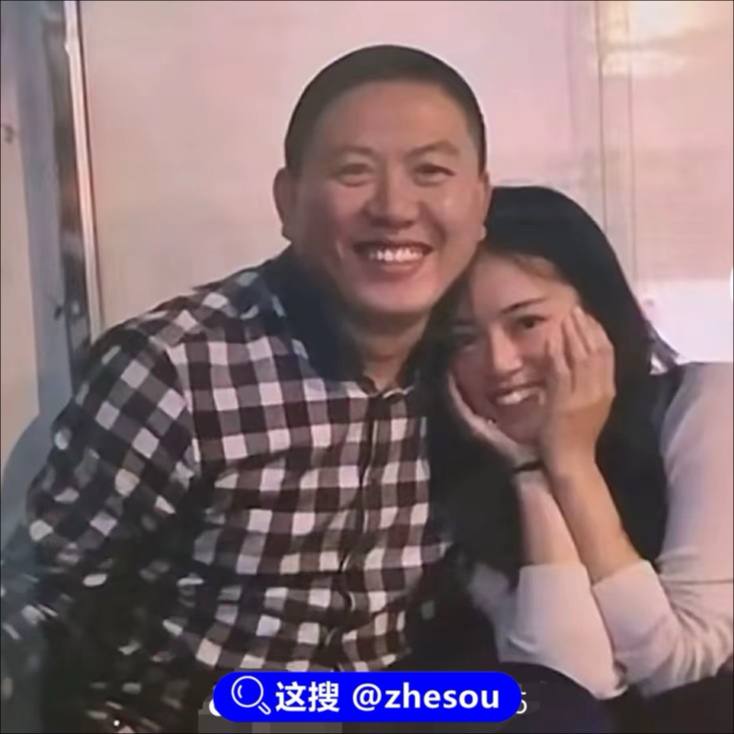 #汤姆张 汤姆张瑞吉酒店约两个未成年16岁女孩双飞#汤姆张 汤姆张瑞吉酒店约两个未成年16岁女孩双飞