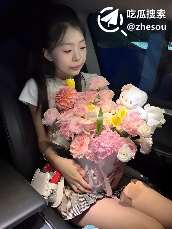 #赵糯糯 西北大学旅游系 赵糯糯 反差学妹性瘾超强 蒙眼口交索精 画面唯美又淫荡！☁️ 口令