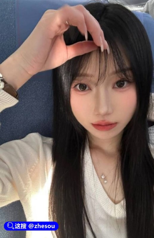#卢雨柔 顶级校园女神 卢雨柔 被按到墙上后入猛操 屁股高高翘起承受着男人凶狠的撞击☁️ 口令