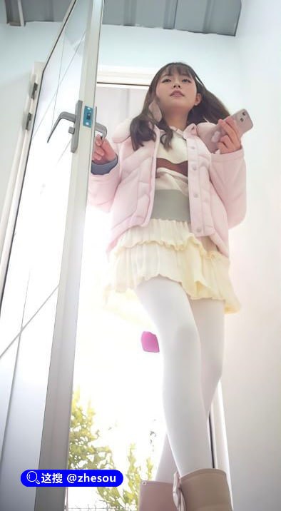 成都莉莉岛景区震惊全国 厕所偷拍全集 大半个网红圈中招 震惊全国的莉莉岛景区厕所偷拍事件彻底大爆发！成都莉莉岛景区简易女厕疑似被长期安装针孔摄像头，大量高颜值美女上厕所的私密画面被偷拍并流出，形成一部“全集”级别资源，瞬间囊括大半个网红圈，刷爆全网！📌 口令列表