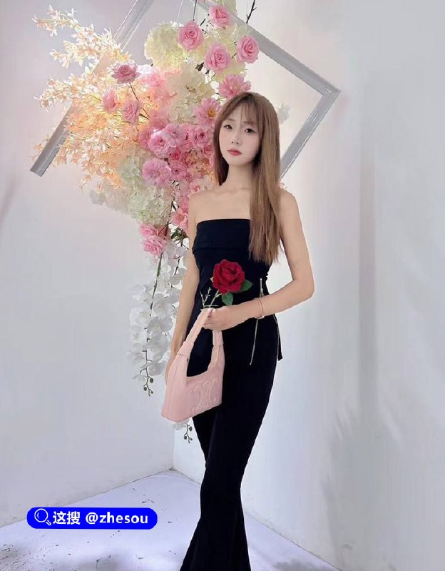 #宋听雪 上海极品名媛 宋听雪 被金高价主包养 女仆制服做爱性感撩人 白虎骚穴粉嫩多汁 高颜少女被爆操到表情迷离！☁️ 口令