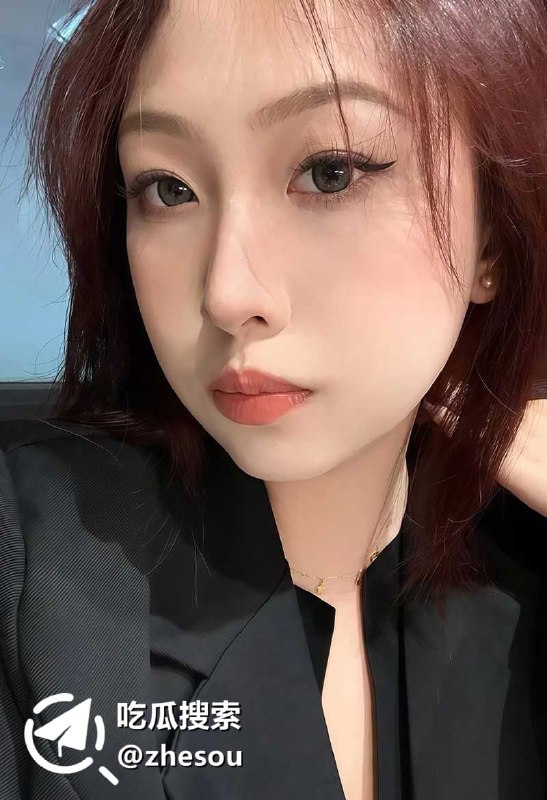 #李晓 极品高颜值反差婊 李晓 性爱私拍 网上寻主招来狠人 被捆绑狠操口爆颜射 叫声骚到破音☁️ 口令