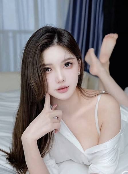 #娜仁 抖音高颜值网红反差婊娜仁直播间疑似故意制造“意外” —— 在穿着真空装直播时胸罩滑落闪现曝光#娜仁 抖音高颜值网红反差婊娜仁直播间疑似故意制造“意外” —— 在穿着真空装直播时胸罩滑落闪现曝光