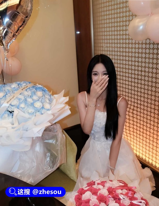 #Anny 高颜值网红 Anny 与前男友性爱视频 身材纤细美乳笔挺 跪舔深喉无套打桩呻吟娇媚入骨☁️ 口令