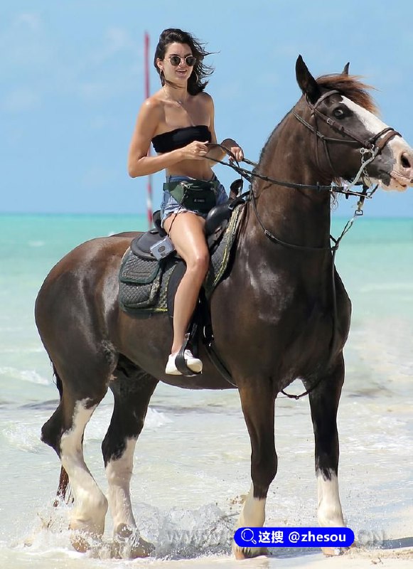 #詹娜骑马 #詹娜 詹娜骑马照#詹娜骑马 #詹娜 詹娜骑马照