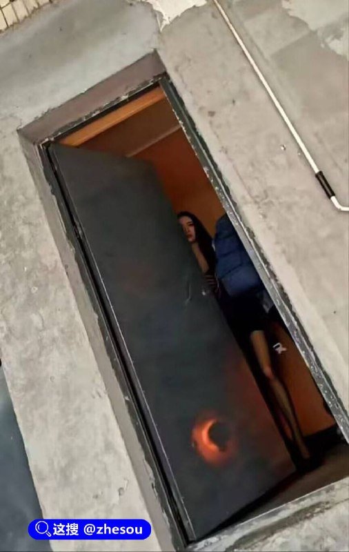 #长沙花魁 三四十人排队等操长沙花魁，这B不得操翻？#长沙花魁 三四十人排队等操长沙花魁，这B不得操翻？