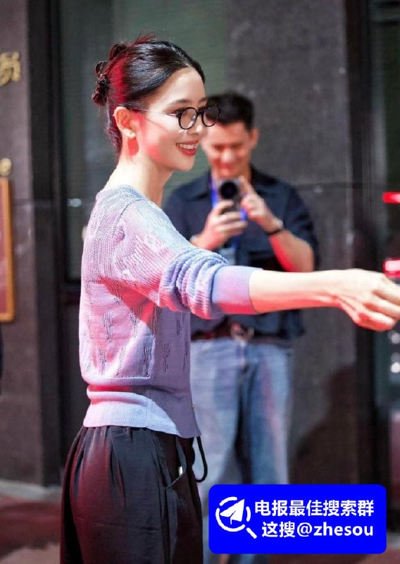 #佟丽娅 中国演员 佟丽娅 再婚中宣部副部长 慎海雄 国外生子与性爱视频爆出 微博禁发引发全网热议☁️ 口令