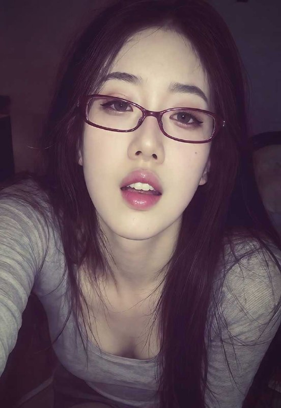 #罗淼 江西美女 罗淼 性爱视频被前男友曝光 各种特写肉棒抽插蜜穴 镜头感直追AV女优☁️ 口令