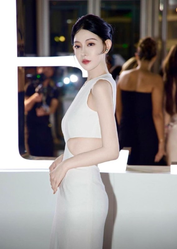 #陈安淇 千万粉网红 陈安淇 欠债落魄到下海当鸡 大女主人设却知三当三 性爱视频流出实锤本人！☁️ 口令