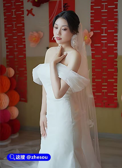 #刘婷 安徽巨乳新娘 刘婷 出轨视频 贪婪舔舐玉足足交 后入打桩操的穴肉翻飞☁️ 口令