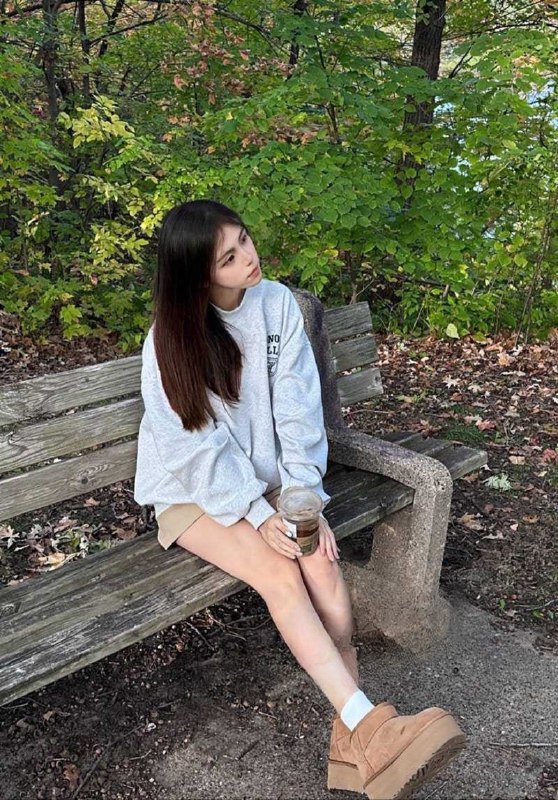 #长清大学 #长清大学城 #长清大学aj #长清大学aj姐 长清大学门事件 黑丝AJ女被白袜体育生学长爆操 完全不当人啊 这女的被操的死去活来！☁️ 口令