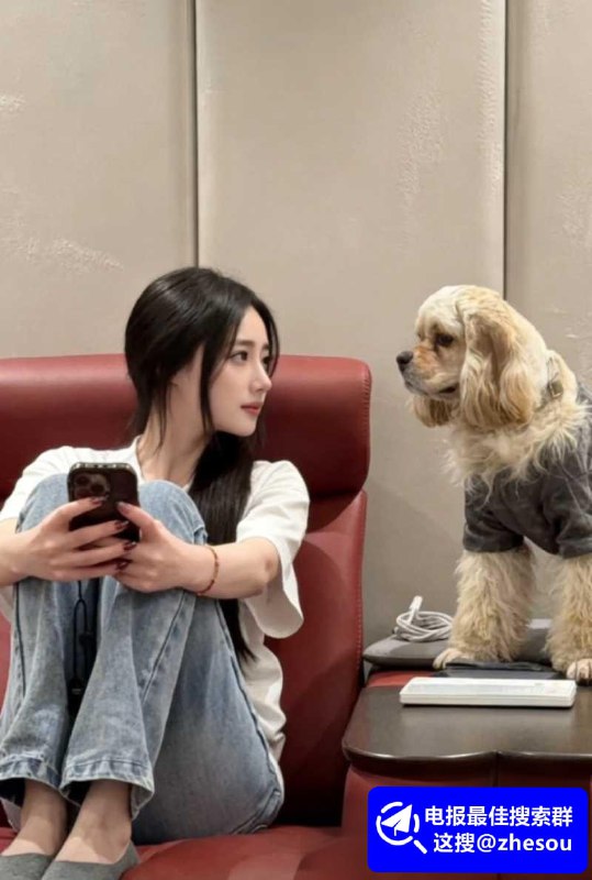 #白衬衫牛仔裤女孩 白月光跪地口交 抖音爆火白衬衫牛仔裤女孩 真实身份竟为高端外围 白月光的杀伤力实在太大 绝美侧颜令无数网友陷入疯狂！#白衬衫牛仔裤女孩 白月光跪地口交 抖音爆火白衬衫牛仔裤女孩 真实身份竟为高端外围 白月光的杀伤力实在太大 绝美侧颜令无数网友陷入疯狂！