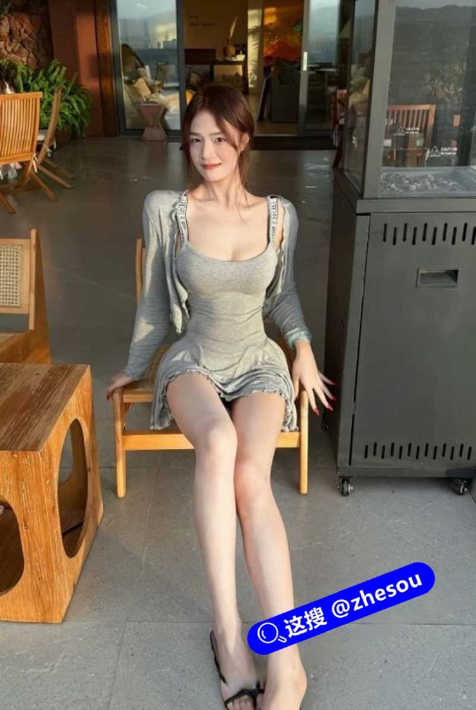 #李雪影 山西太原理工大学校花学姐 李雪影 Soul约炮视频泄露 清纯女神变饥渴肉便器☁️ 口令