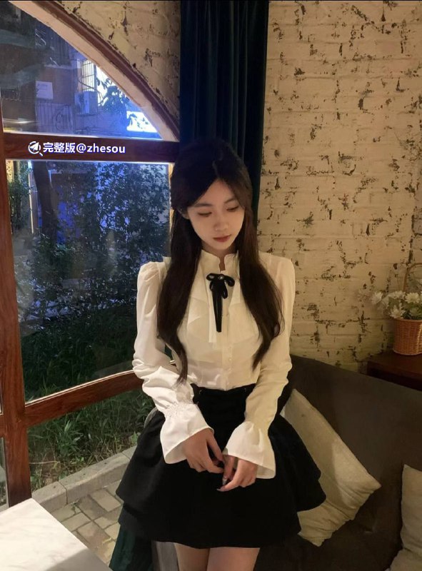 #陈敏仪 广州幼儿师范高等专科学校超高颜值的大专妹 陈敏仪 在陪玩软件勾搭金主 发展情人关系 脚踏三只船合集 