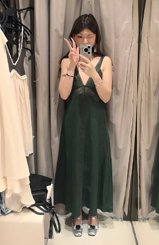 #王莹莹  河北廊坊 王莹莹 性爱视频 樱桃小嘴死命吞吐 喉咙直顶龟头狂吮 堪称教科书级别淫技！☁️ 口令