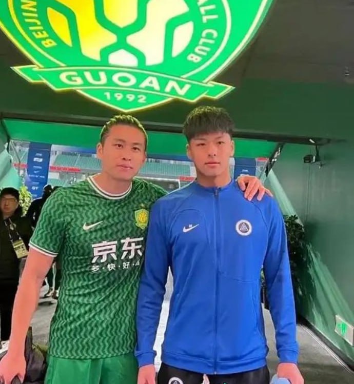 #国足球员 #张玉宁 #张玉全 2025国足第一个丑闻！现役国足张玉宁亲弟弟张玉全小小年纪21岁已经荣获百人斩称号！#国足球员 #张玉宁 #张玉全 2025国足第一个丑闻！现役国足张玉宁亲弟弟张玉全小小年纪21岁已经荣获百人斩称号！