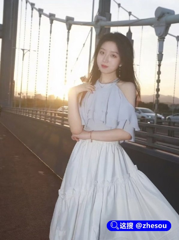 #徐曦格 中国政法大学研究生 徐曦格 自拍性爱视频大量流出 乖乖女人设彻底崩塌☁️ 口令