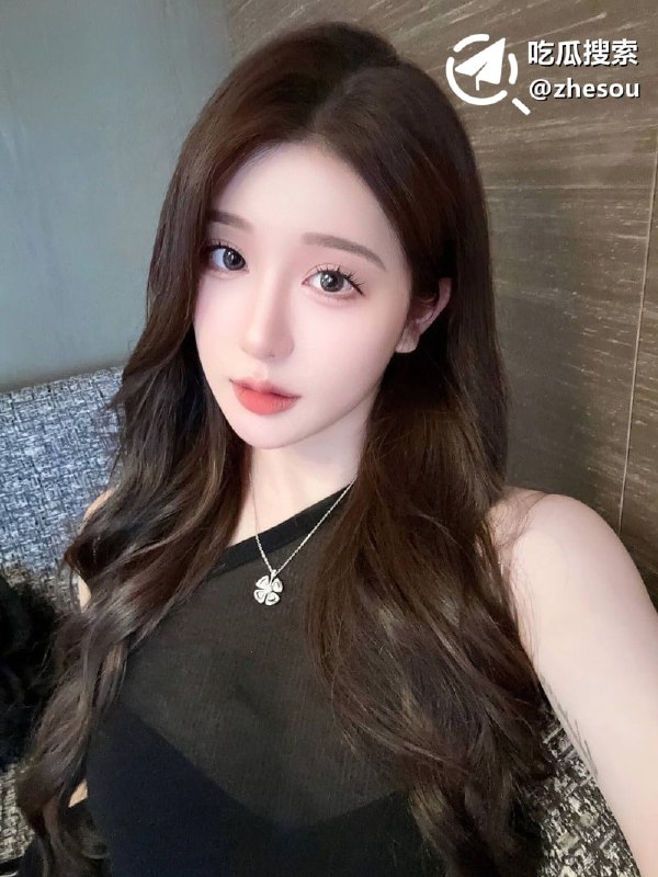 #王雅倩 天津舞蹈老师 王雅倩 被曝坐台小姐上岸当老师 白天跳舞晚上挨操 贱逼见到鸡巴就发浪☁️ 口令
