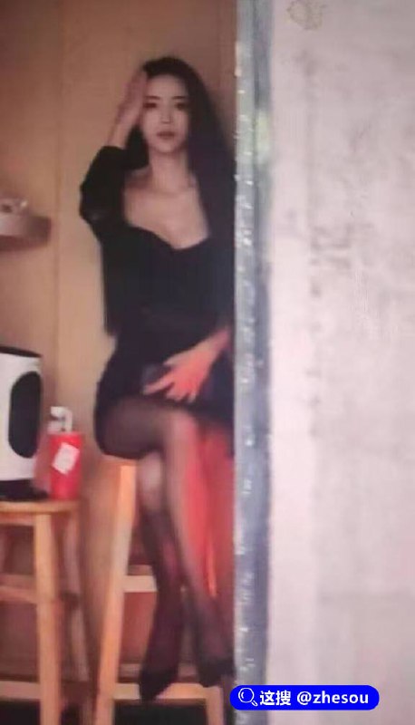 #长沙花魁 三四十人排队等操长沙花魁，这B不得操翻？#长沙花魁 三四十人排队等操长沙花魁，这B不得操翻？