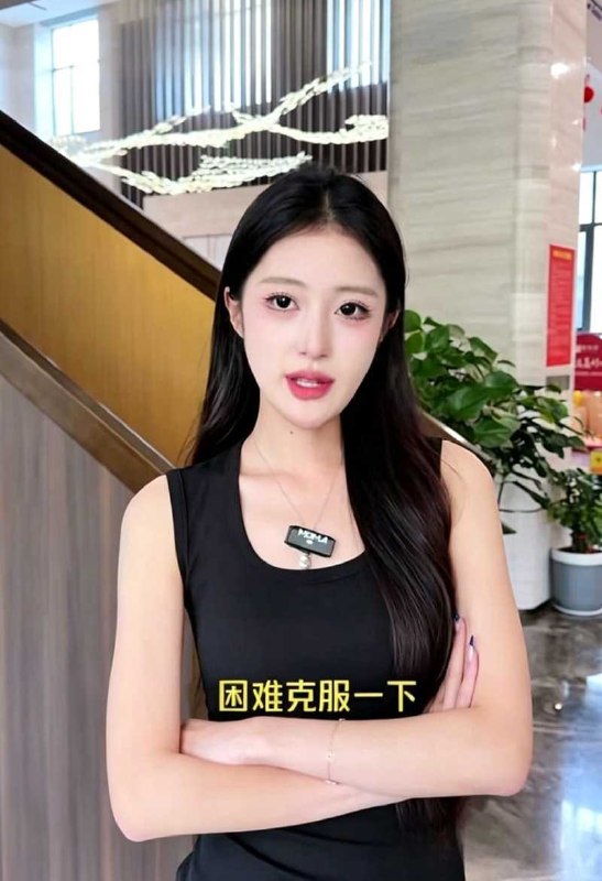 #运河月月 #梁山运河府 山东梁山运河府网红销售 运河月月 被曝多线出轨 与口腔医生马磊 性爱视频流出梁山运河府房地产销售月月干炮视频 身材超好 精品无毛穴 操逼时会用眼神勾人 蝴蝶穴吸精很强☁️ 口令