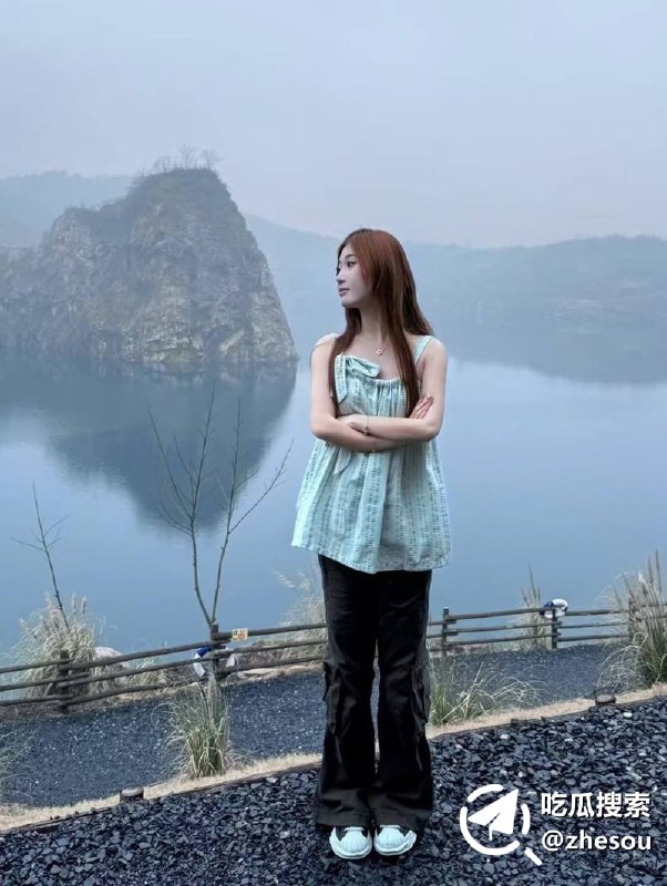 #张玉婷  华东师范大学清纯女大生 张玉婷 不雅视频泄密 酒店内跟男友大胆私拍做爱放浪到极致☁️ 口令