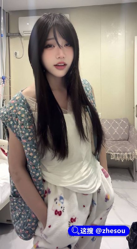 #江西荨荨子 抖音50万粉丝网红江西荨荨子裸聊视频流出！1v1自慰网调画面太劲爆了！☁️ 口令