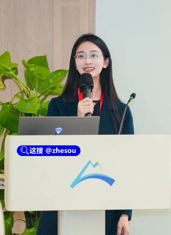 #邢娜 上海体育局财务科员邢娜曝丑闻婚内出轨与领导私通永远要相信领导的眼光，口交视频反差感十足