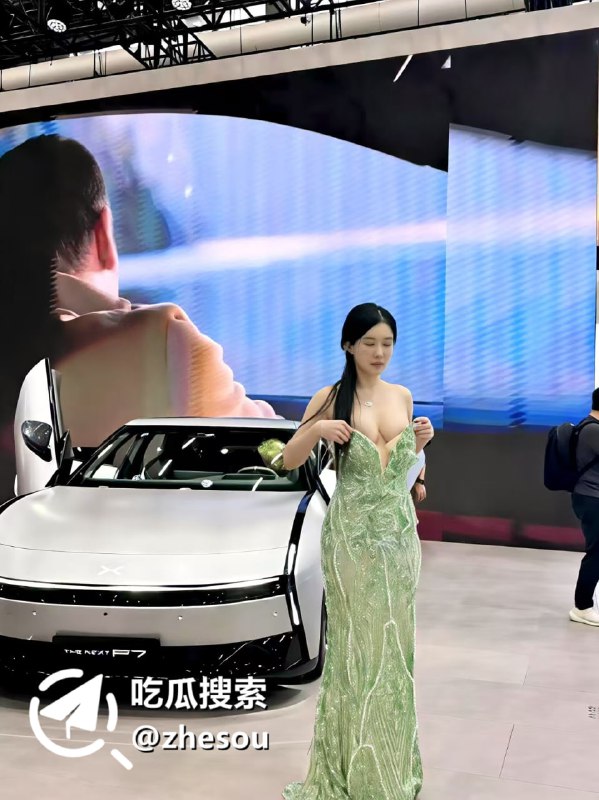 #小鹏车展 车展不雅视频 一边是“暴露模特”一边是硬核辟谣